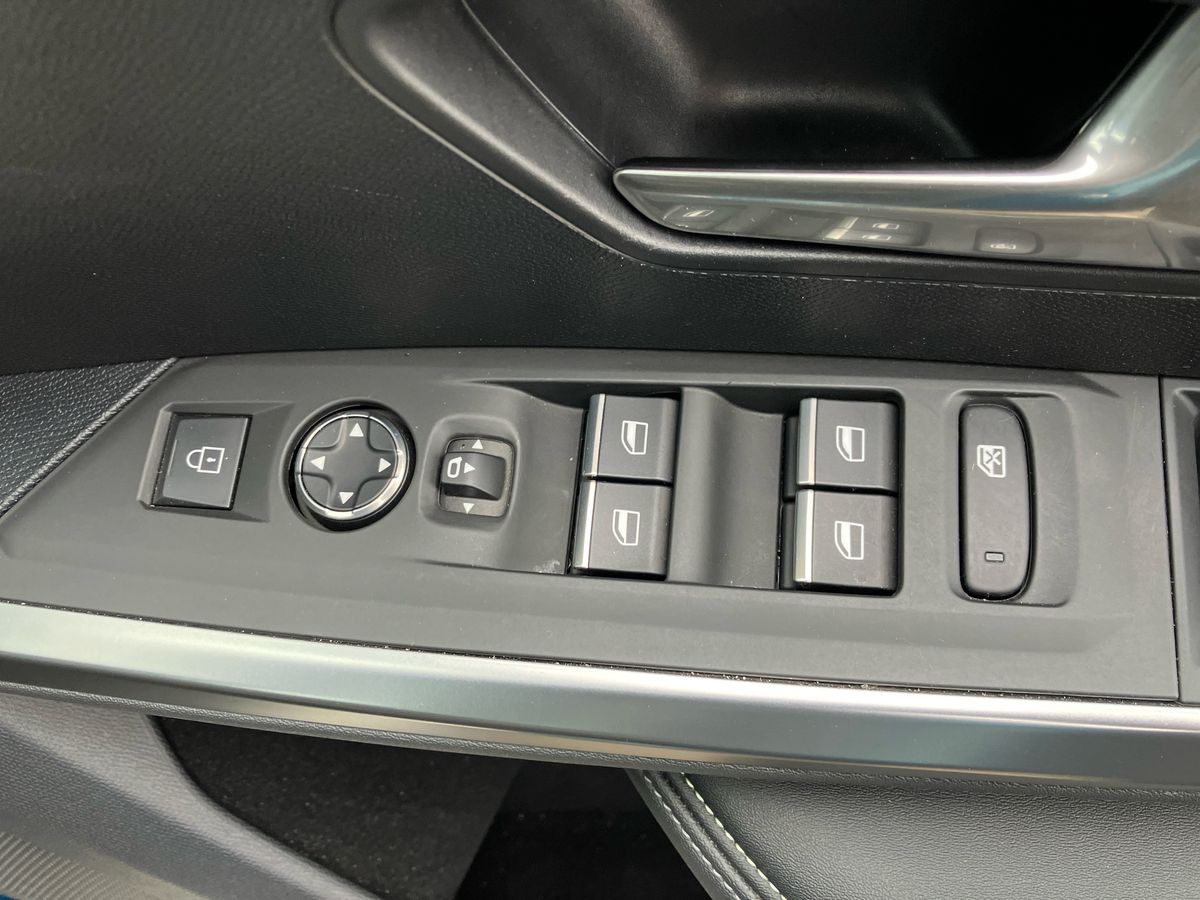 Used Peugeot 3008 2024 for sale - 76436836: Photo 18