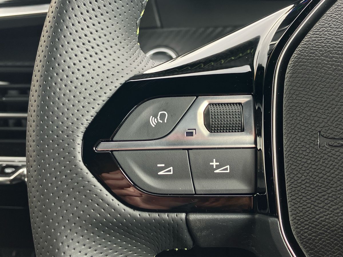 Used Peugeot 208 2024 for sale - 76969424: Photo 16