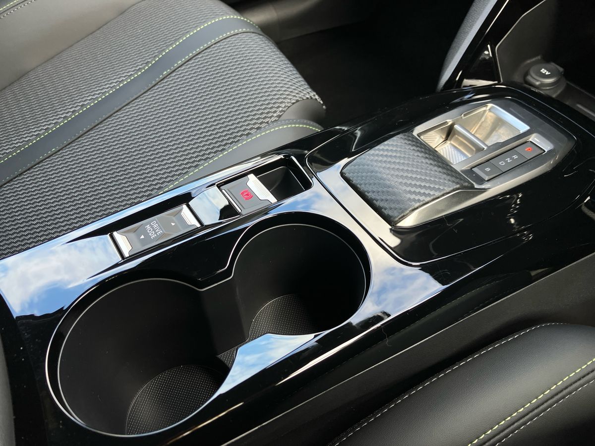 Used Peugeot 208 2024 for sale - 76969424: Photo 17