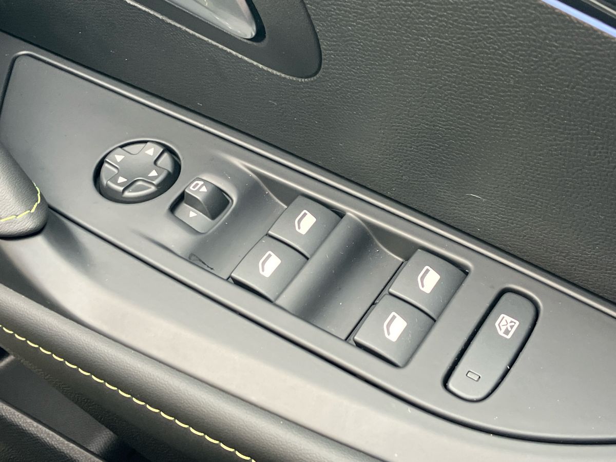 Used Peugeot 208 2024 for sale - 76969424: Photo 18