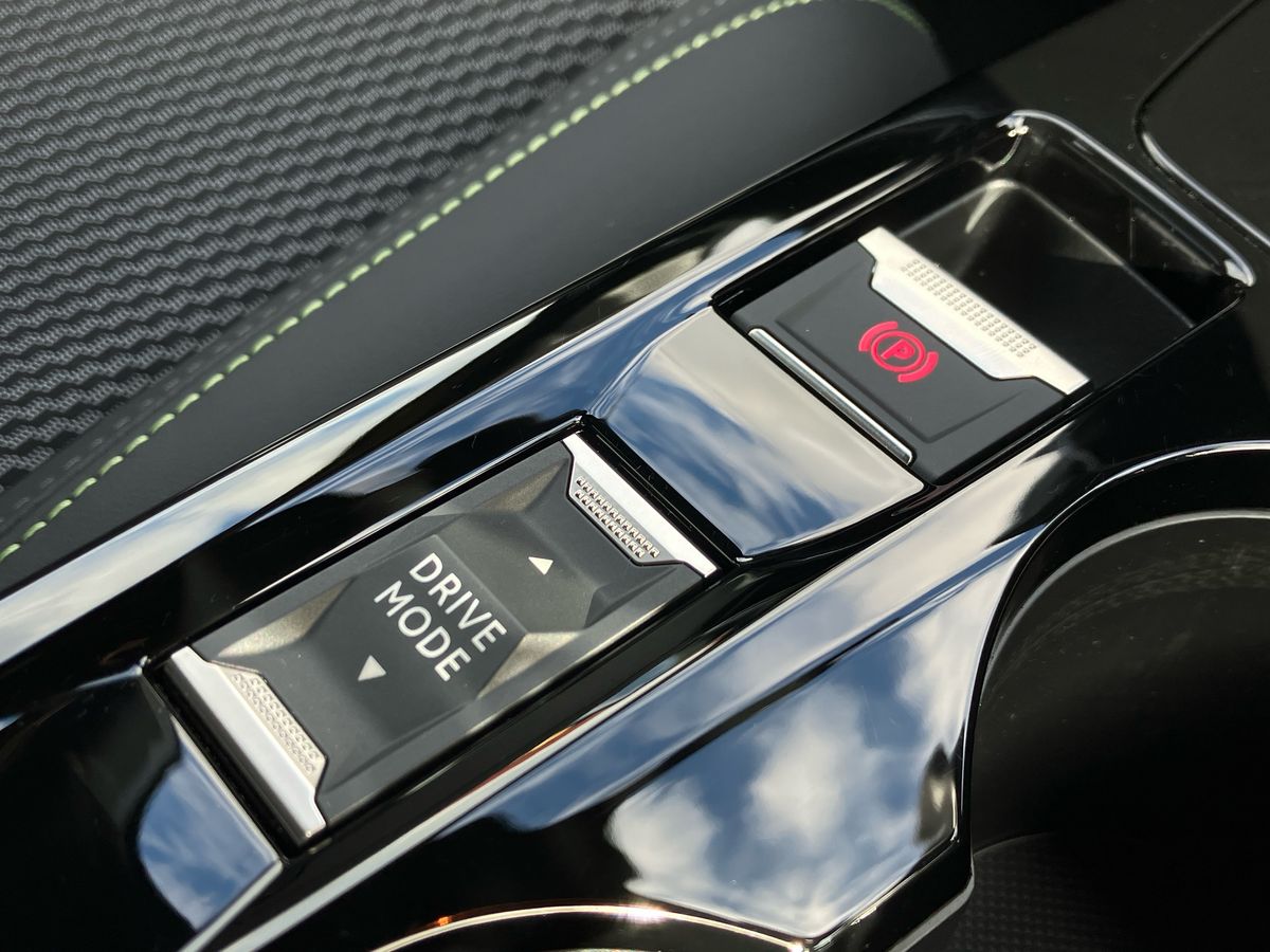 Used Peugeot 208 2024 for sale - 76969424: Photo 28