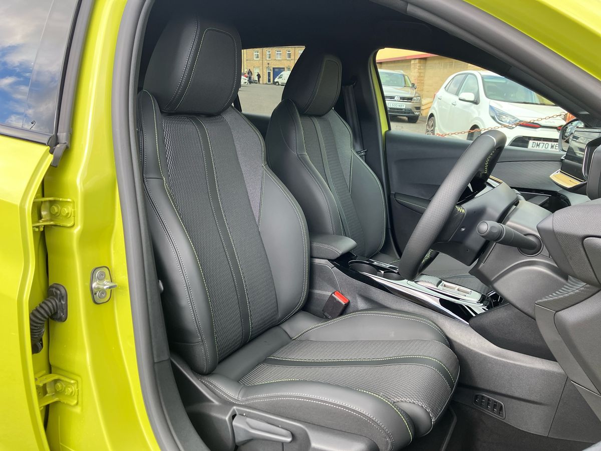 Used Peugeot 208 2024 for sale - 76969424: Photo 38