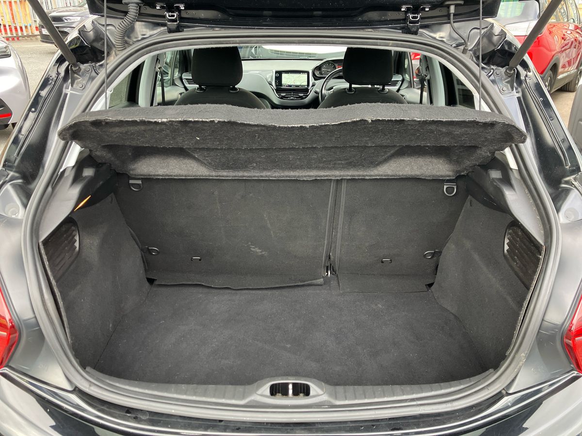 Used Peugeot 208 2019 for sale - 76518233: Photo 20