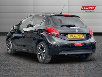 Used Peugeot 208 2019 for sale - 76518233: Photo