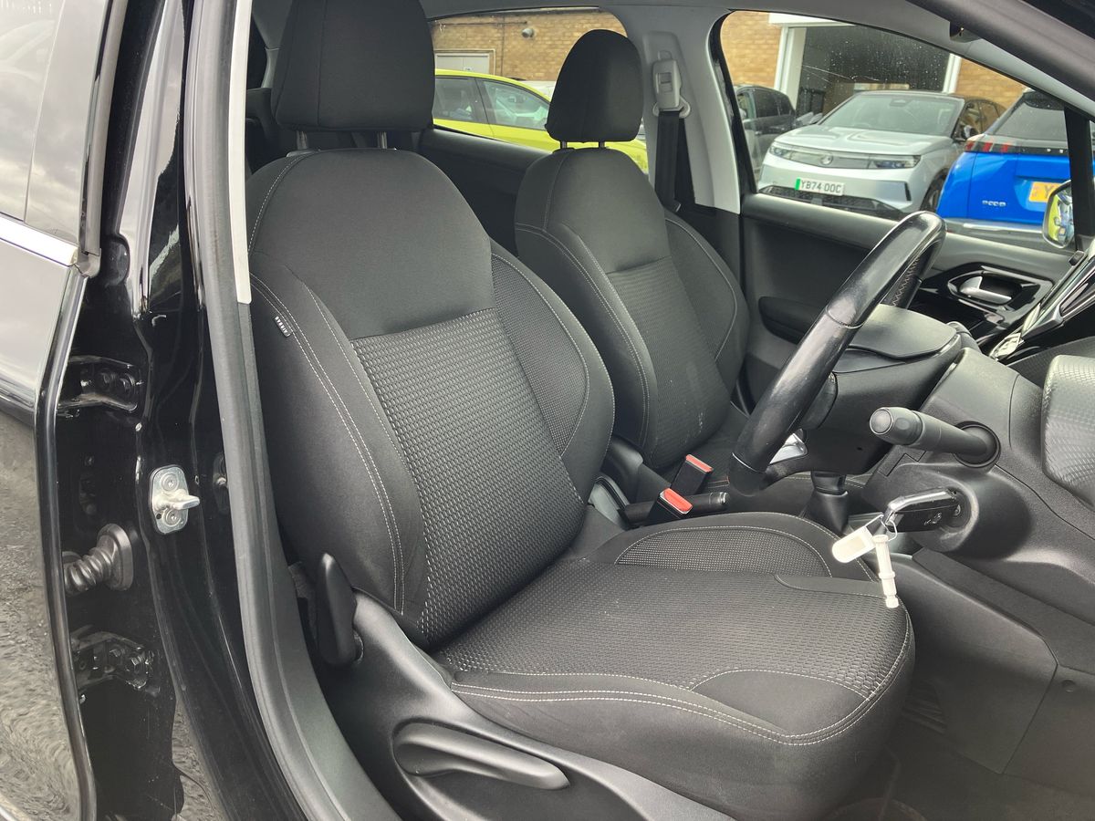 Used Peugeot 208 2019 for sale - 76518233: Photo 35