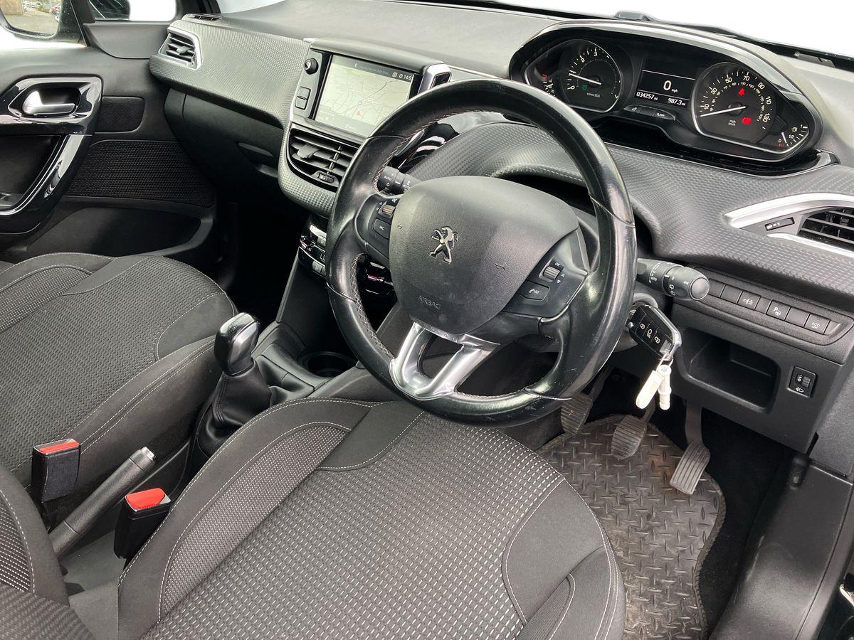 Used Peugeot 208 2019 for sale - 76518233: Photo 8