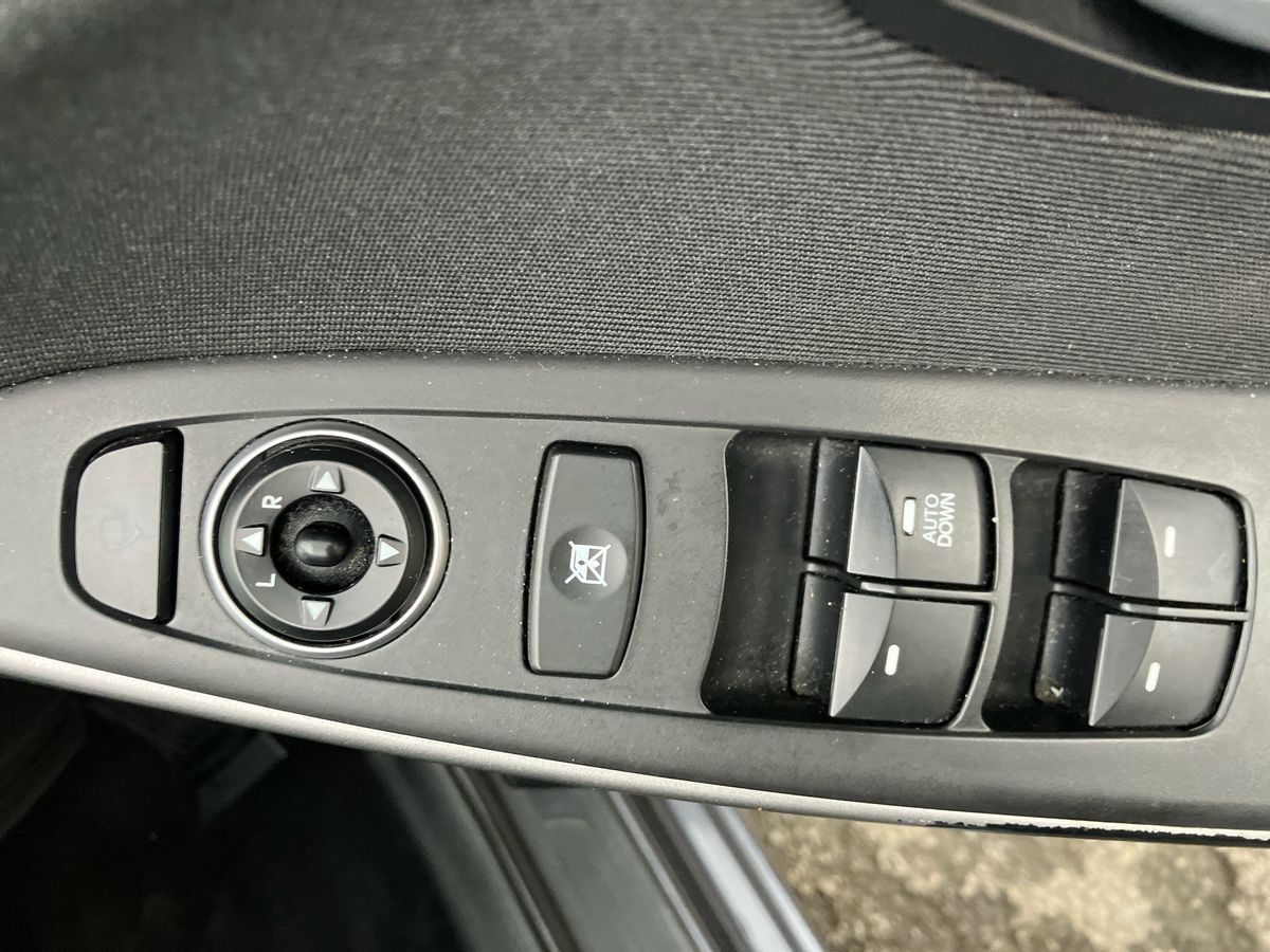 Used Hyundai i30 2015 for sale - 76611995: Photo 18