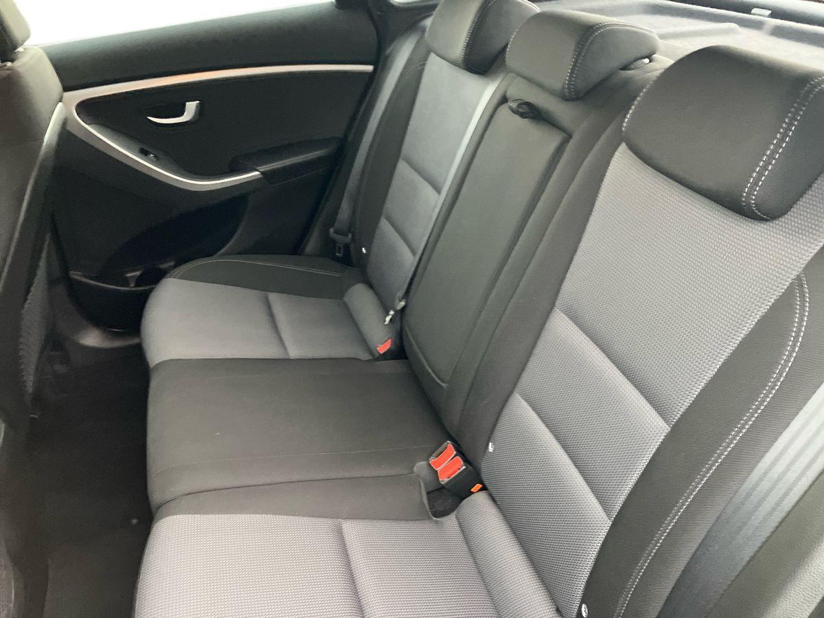 Used Hyundai i30 2015 for sale - 76611995: Photo 19