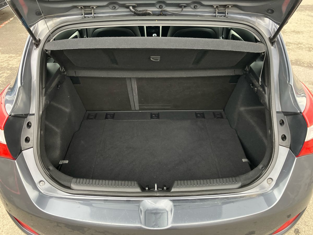 Used Hyundai i30 2015 for sale - 76611995: Photo 20