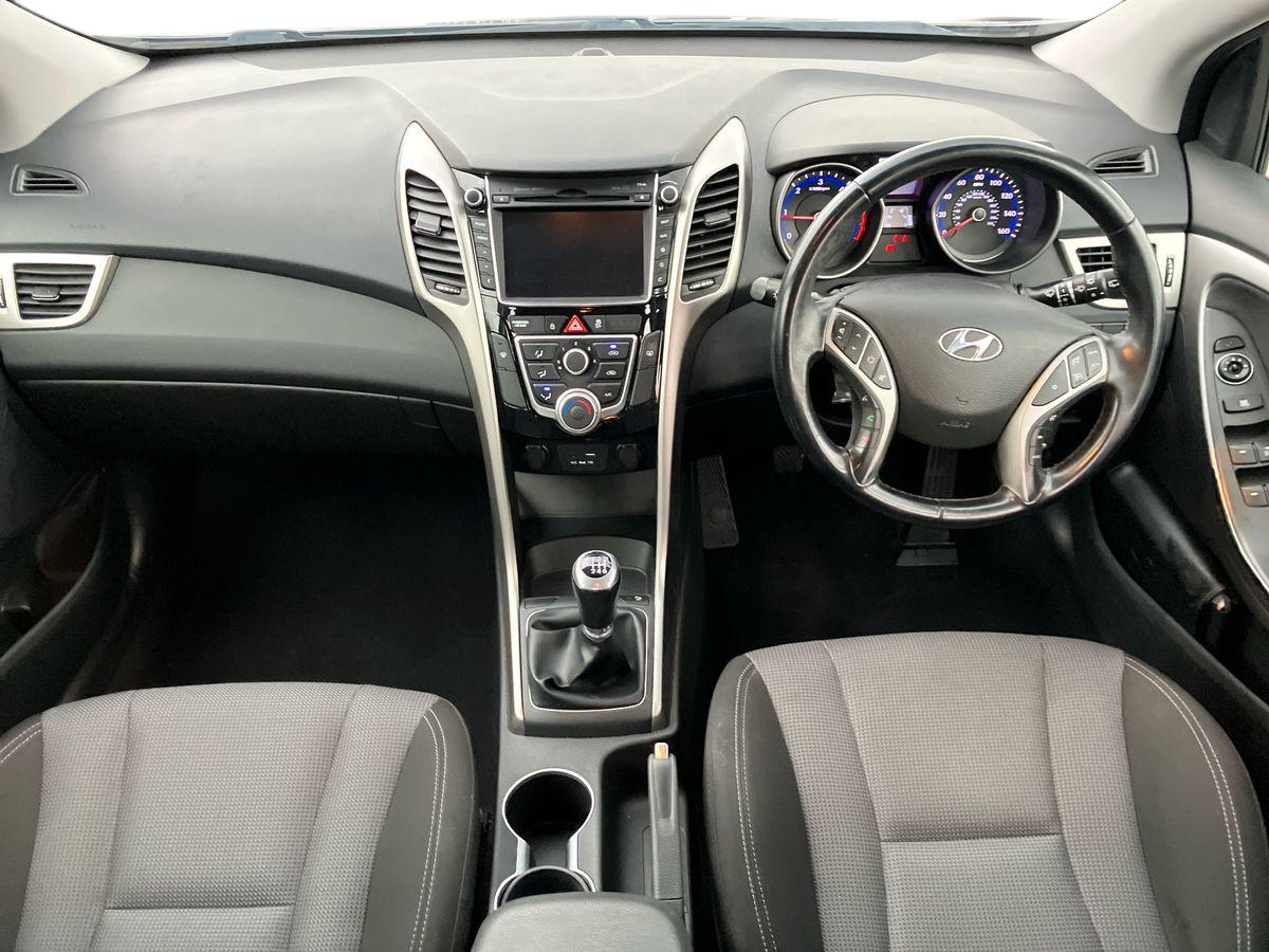 Used Hyundai i30 2015 for sale - 76611995: Photo 9