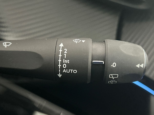 Used Peugeot 2008 2024 for sale - 75063659: Photo 44