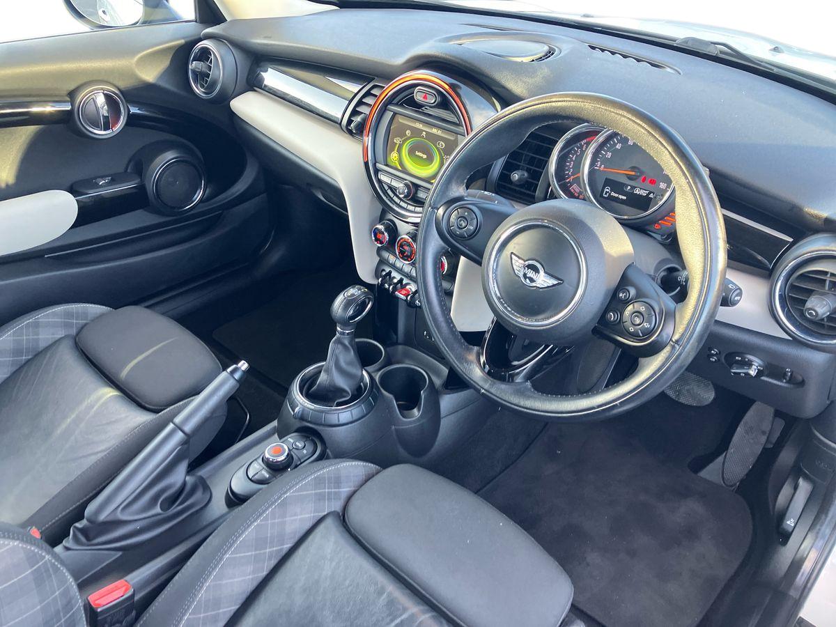 Used MINI Hatch 2016 for sale - 76777482: Photo 8