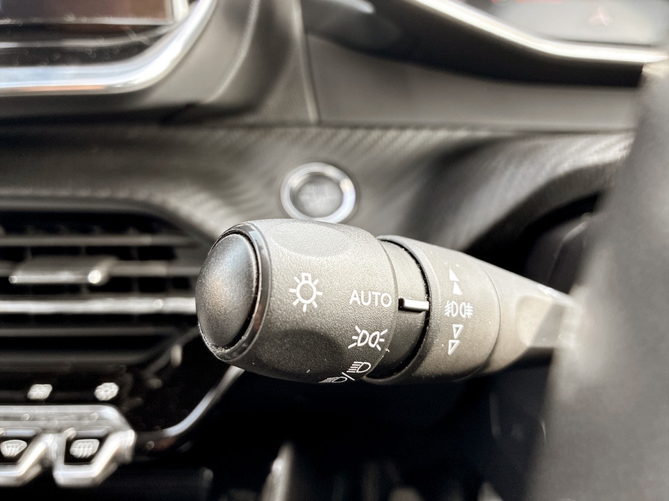 Used Peugeot 2008 2020 for sale - 77604255: Photo 31