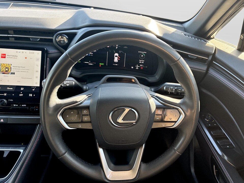 Used Lexus LBX 2025 for sale - 77896542: Photo 16