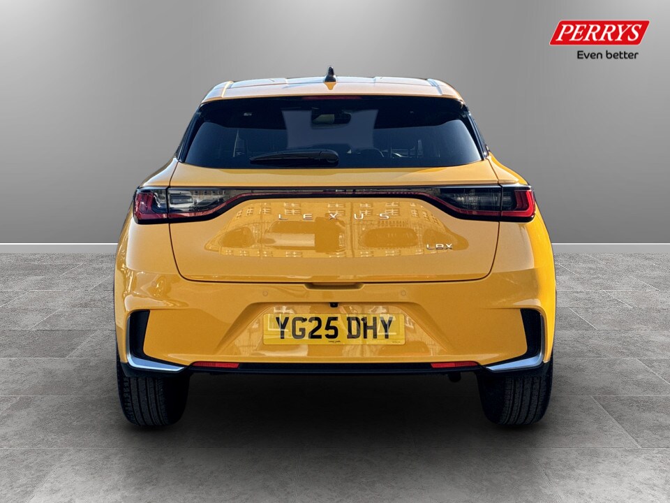 Used Lexus LBX 2025 for sale - 77896542: Photo 6