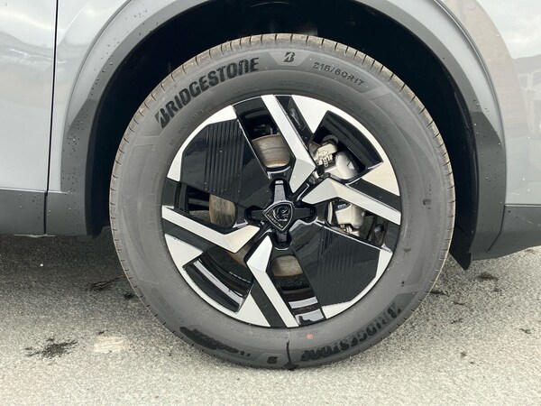 Used Peugeot 2008 2025 for sale - 76192256: Photo 8