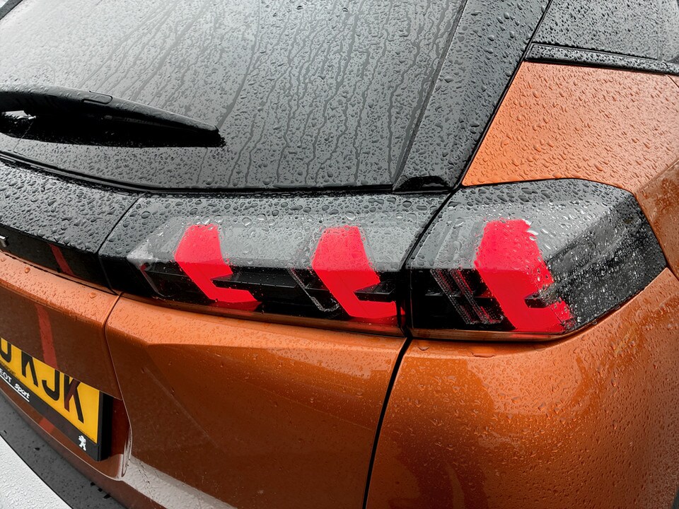 Used Peugeot 2008 2020 for sale - 77542760: Photo 11