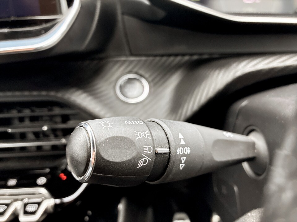 Used Peugeot 2008 2020 for sale - 77542760: Photo 31