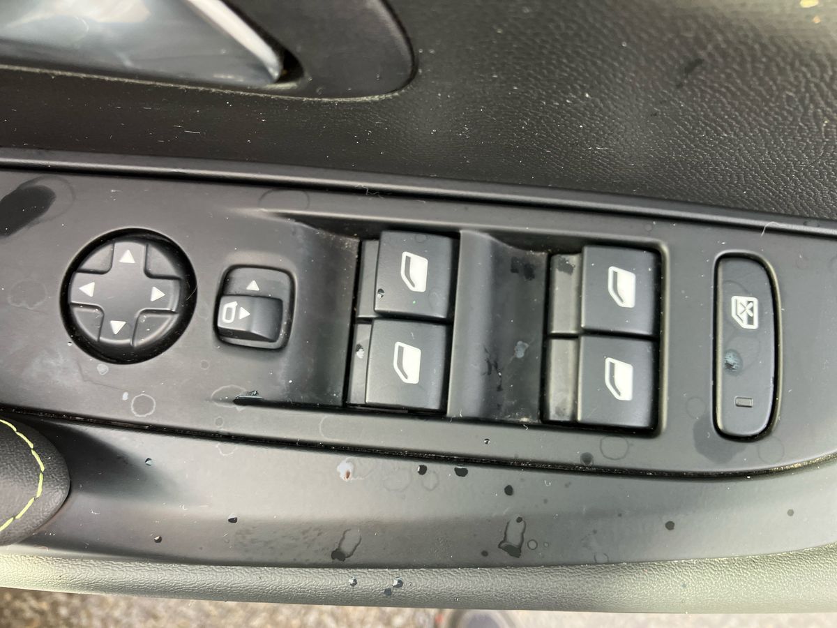 Used Peugeot 208 2024 for sale - 76436760: Photo 18