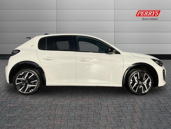 Used Peugeot 208 2024 for sale - 76436760: Photo