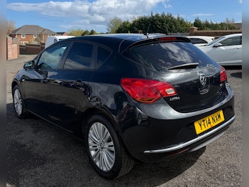 Used Vauxhall Astra 2014 for sale - 78272487: Photo
