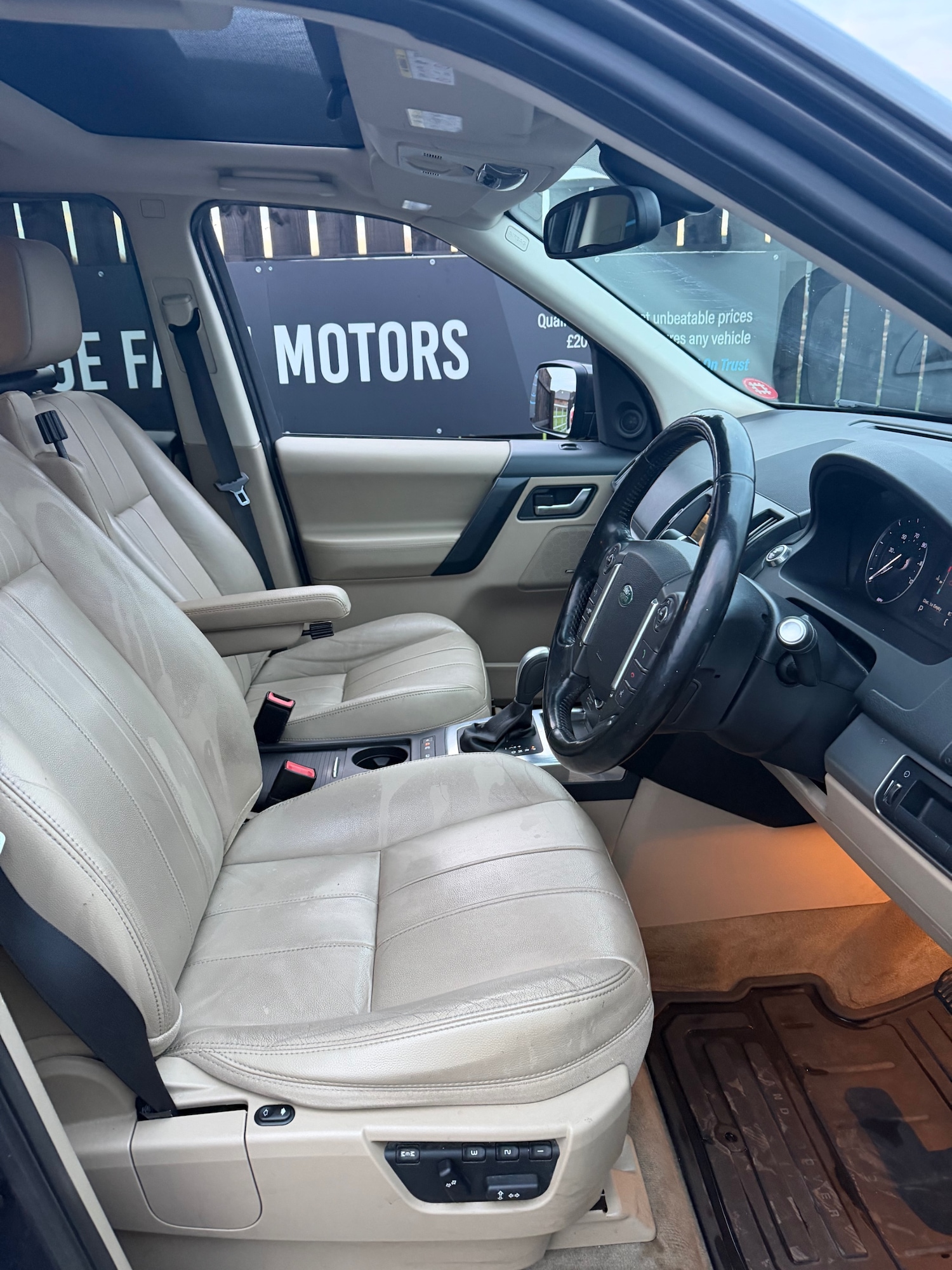 Used Land Rover Freelander 2013 for sale - 78202515: Photo 11