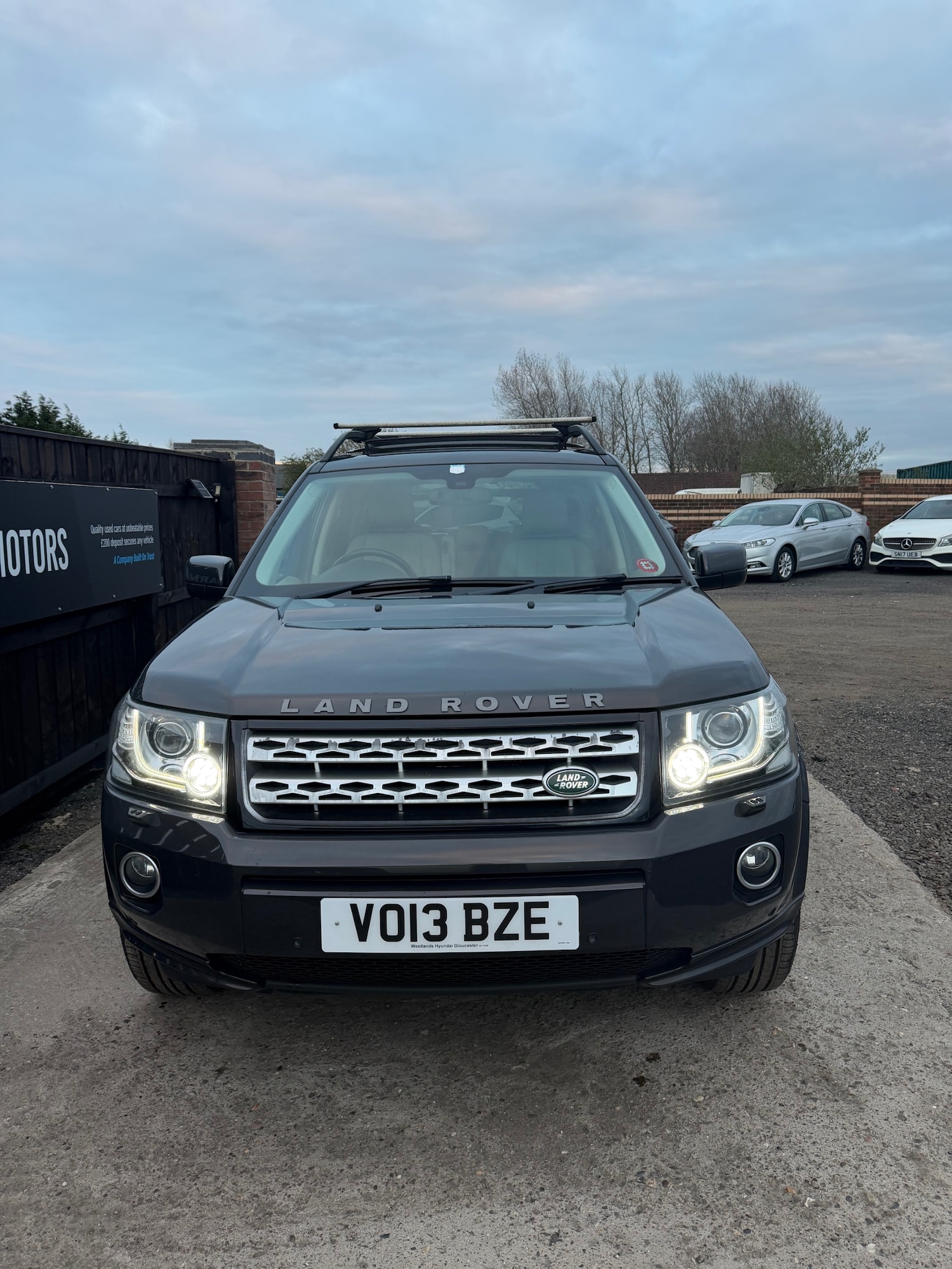 Used Land Rover Freelander 2013 for sale - 78202515: Photo 2