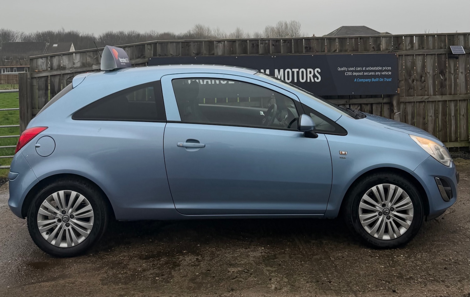 Used Vauxhall Corsa 2014 for sale - 77285575: Photo 3