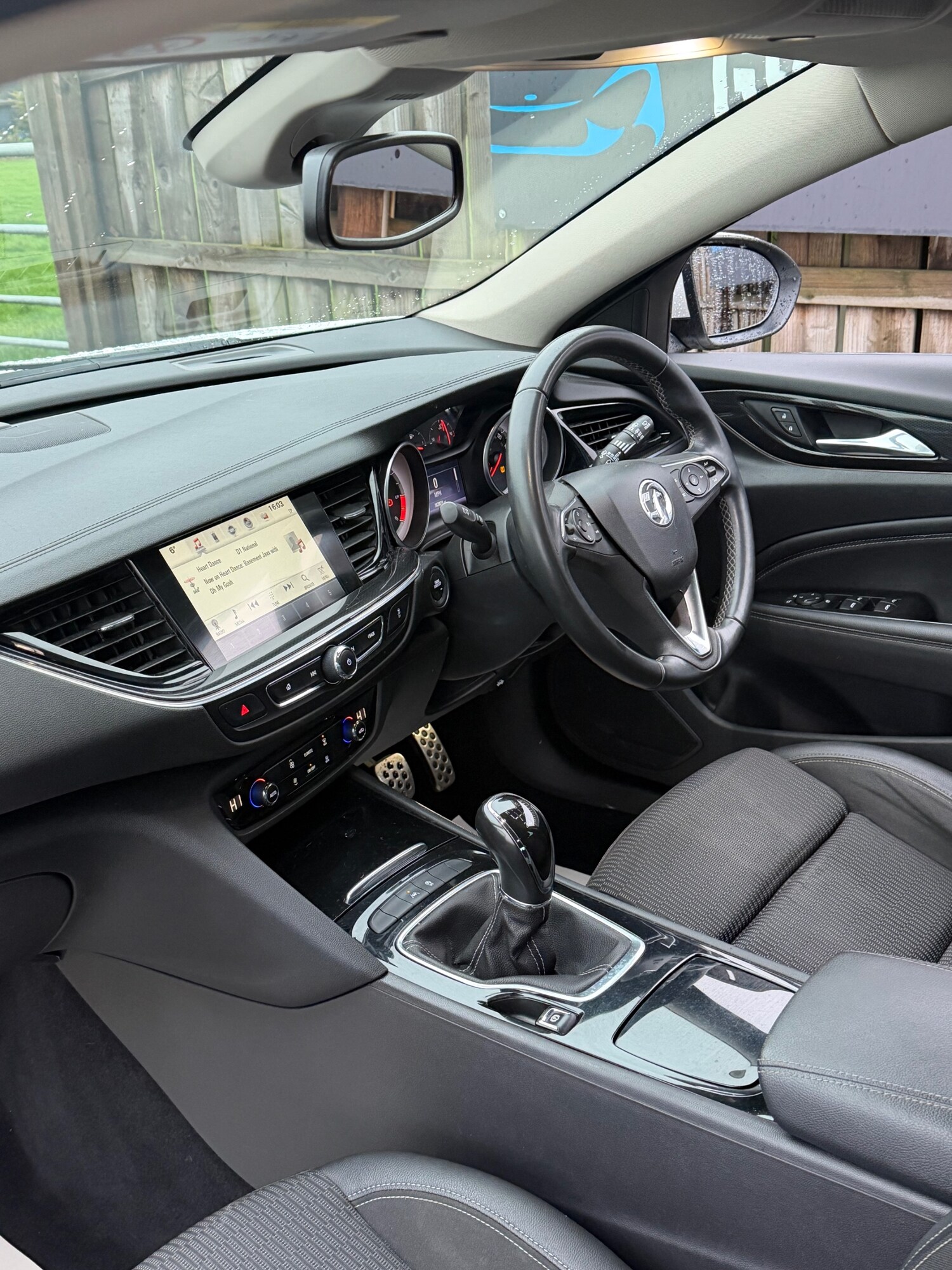 Used Vauxhall Insignia 2017 for sale - 77435341: Photo 12