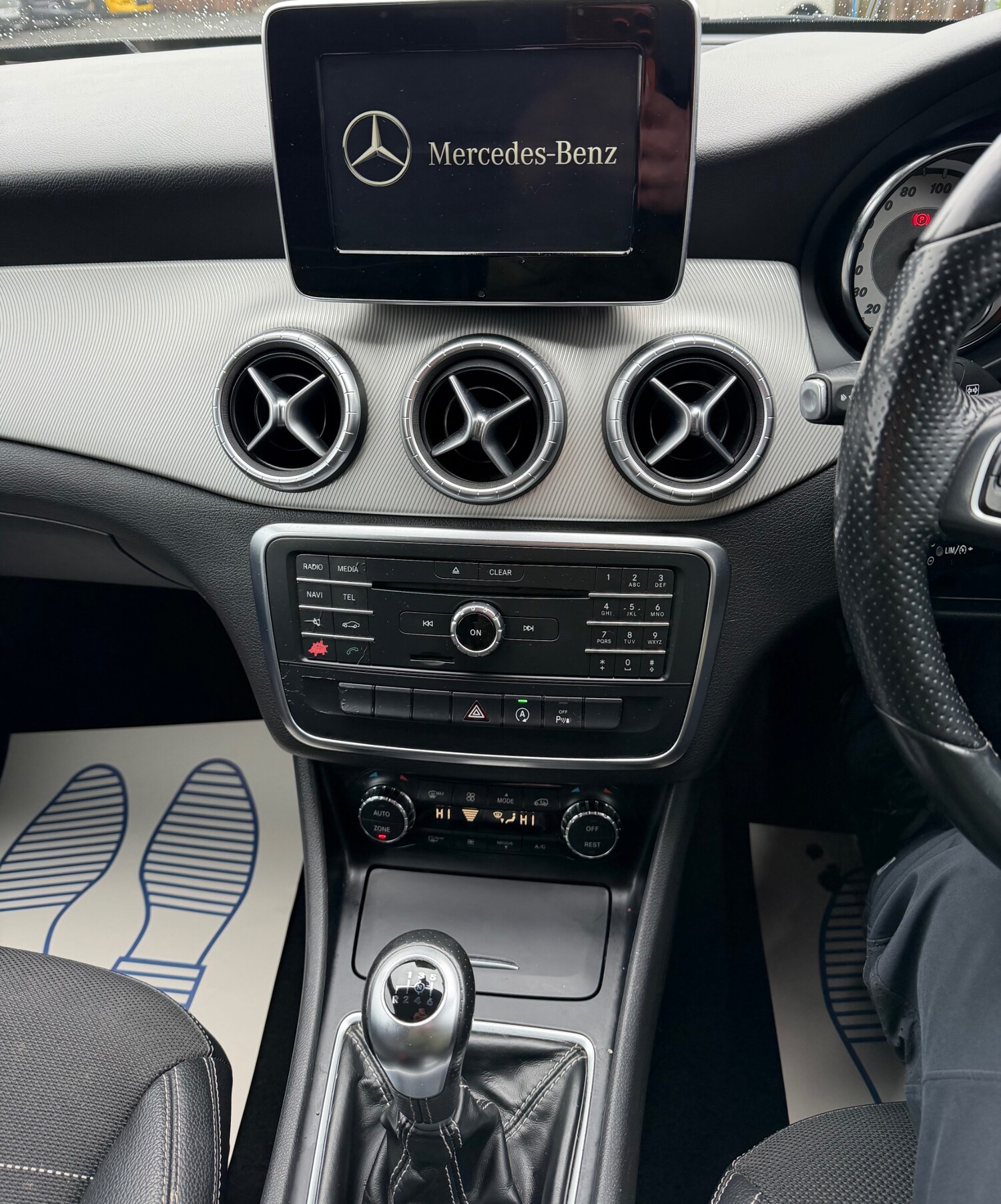 Used Mercedes-Benz CLA 2015 for sale - 77530205: Photo 14