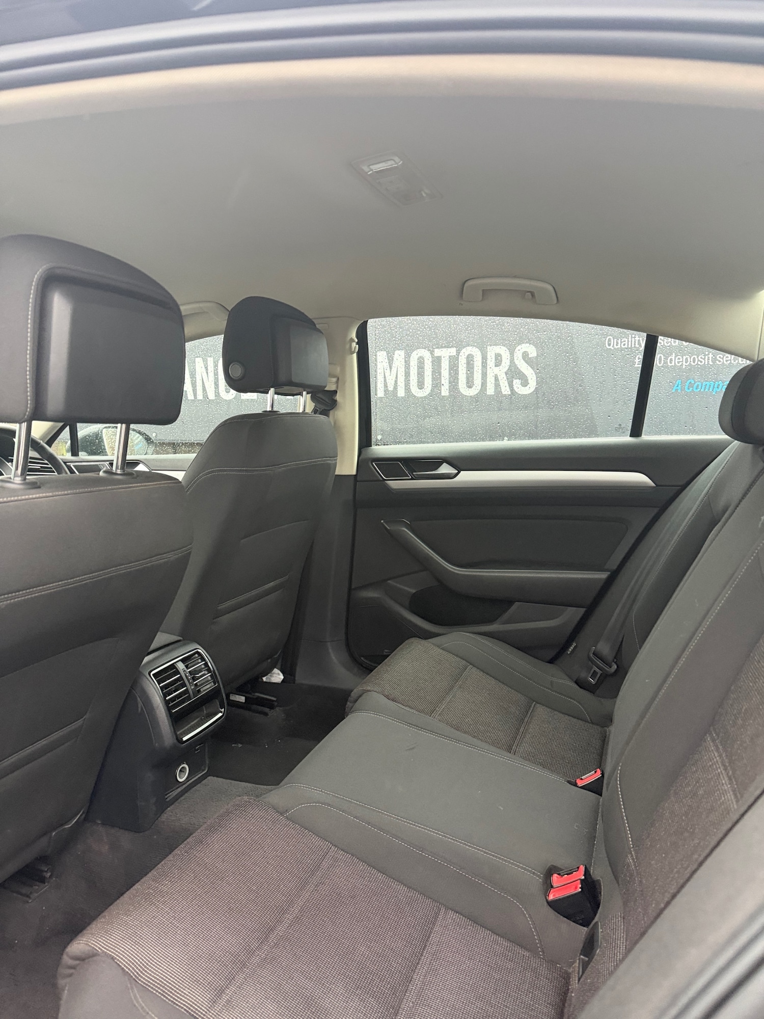 Used Volkswagen Passat 2015 for sale - 77519480: Photo 10