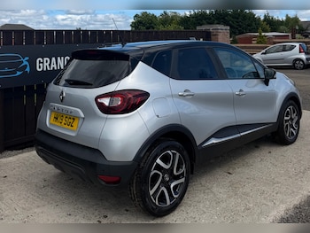 Used Renault Captur 2019 for sale - 78929439: Photo