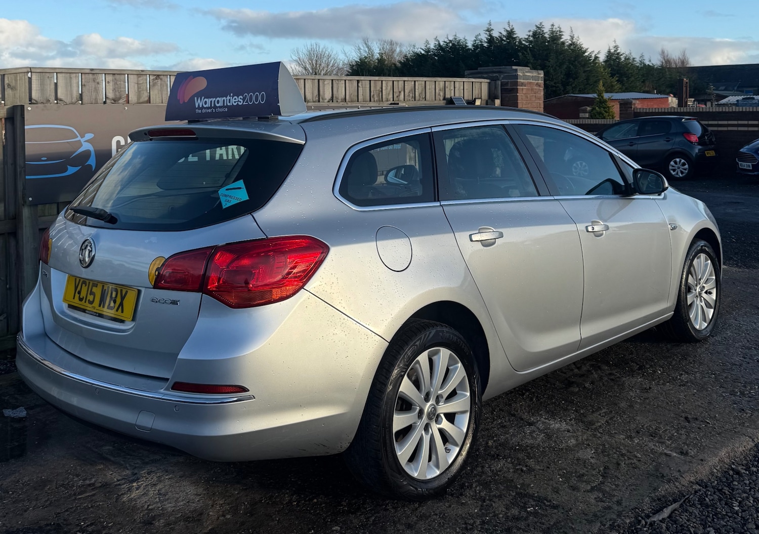 Used Vauxhall Astra 2015 for sale - 76699563: Photo 3