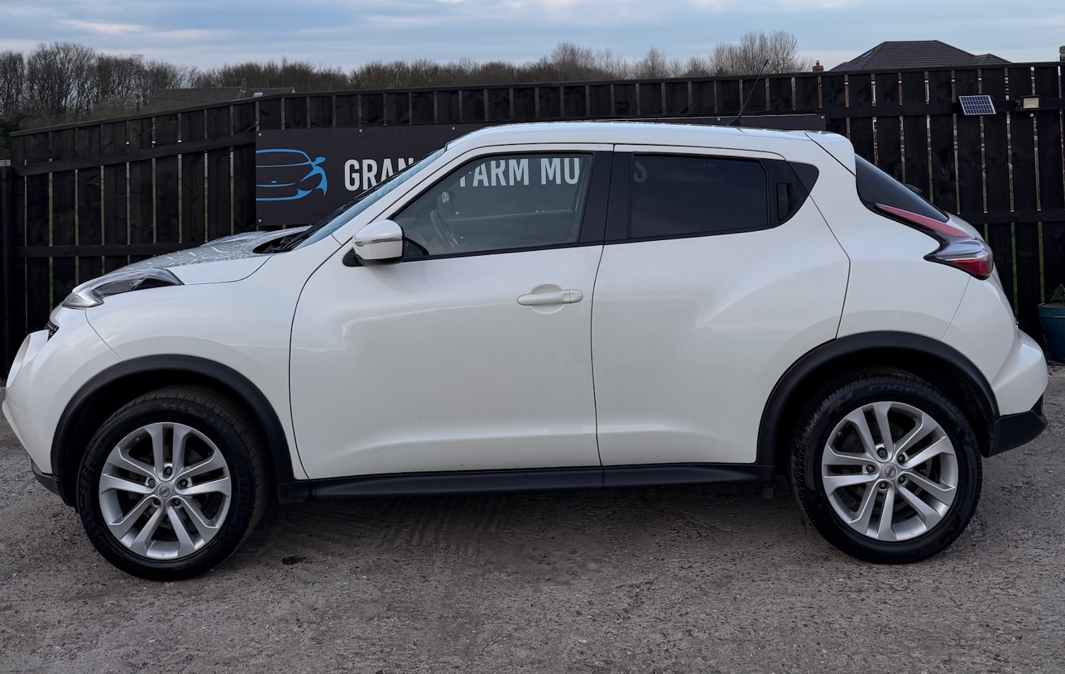 Used Nissan Juke 2015 for sale - 78155699: Photo 7