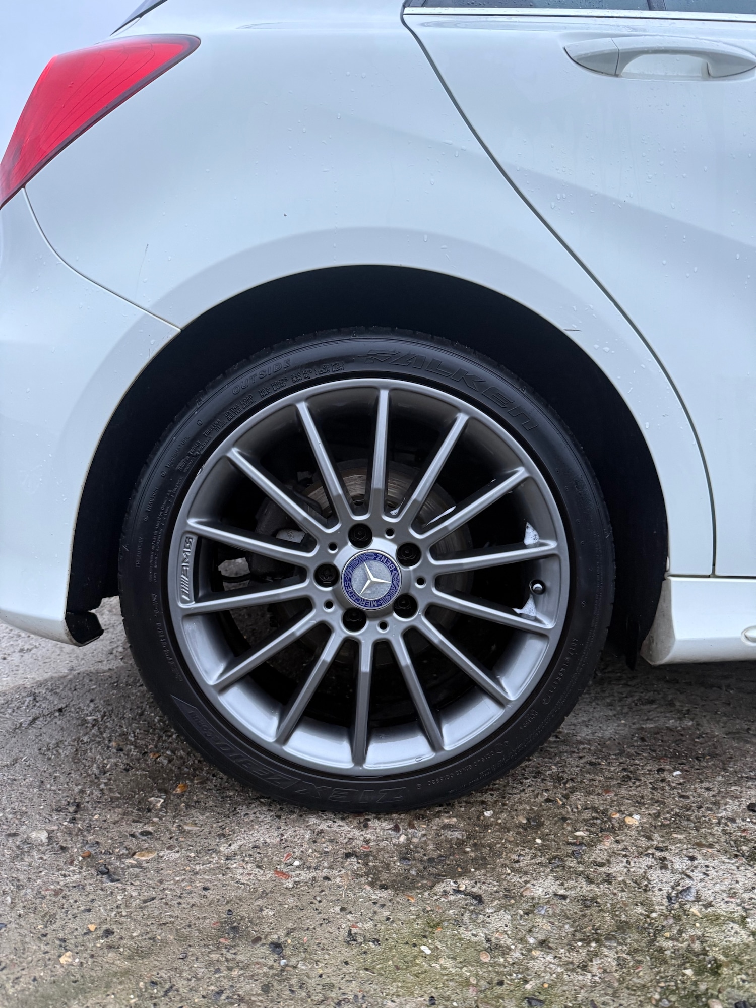 Used Mercedes-Benz A-Class 2014 for sale - 76544418: Photo 10