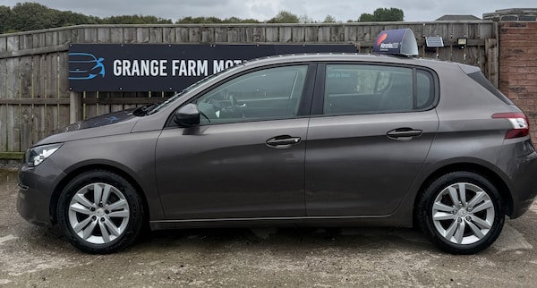 Used Peugeot 308 2014 for sale - 75776176: Photo 5