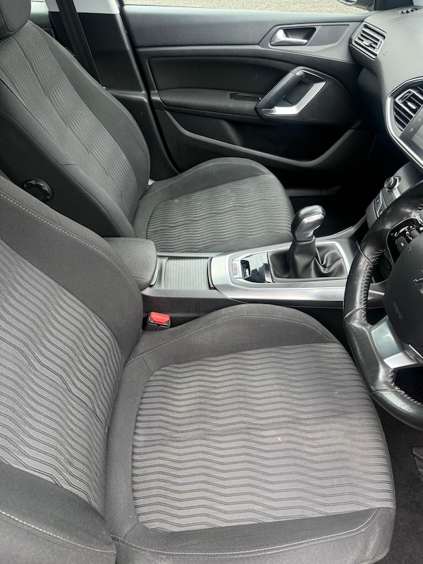 Used Peugeot 308 2014 for sale - 75776176: Photo 9
