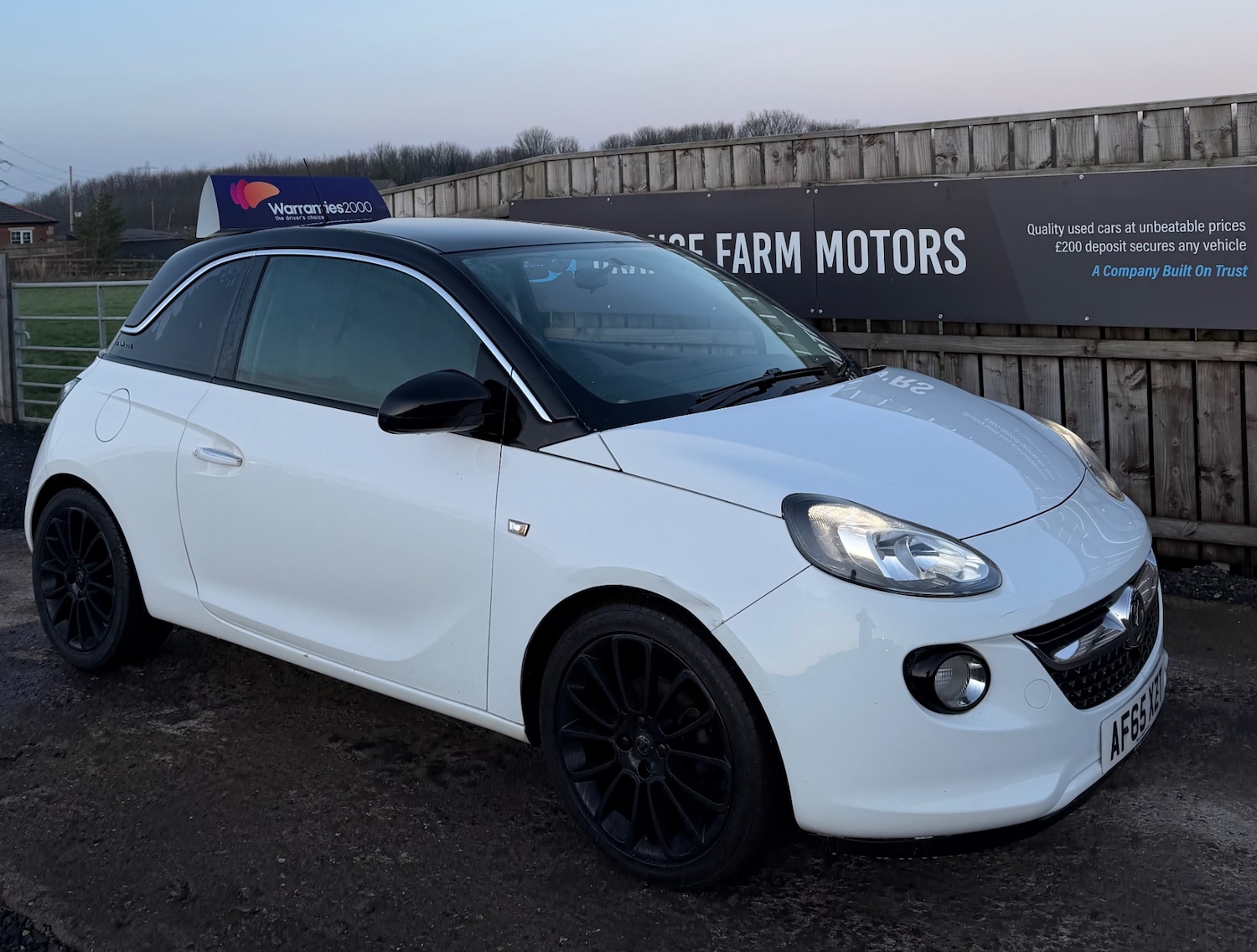 Used Vauxhall ADAM 2015 for sale - 77225714: Photo 2