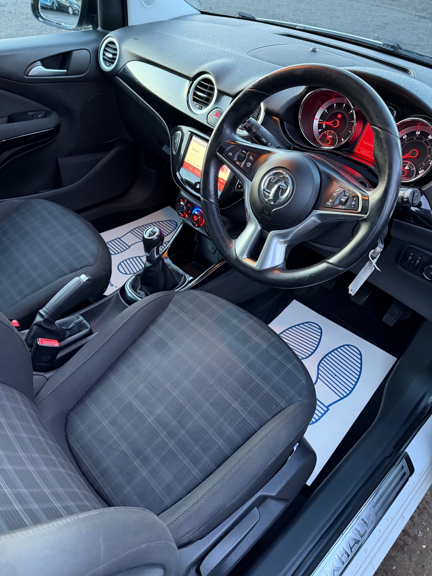 Used Vauxhall ADAM 2015 for sale - 77225714: Photo 9