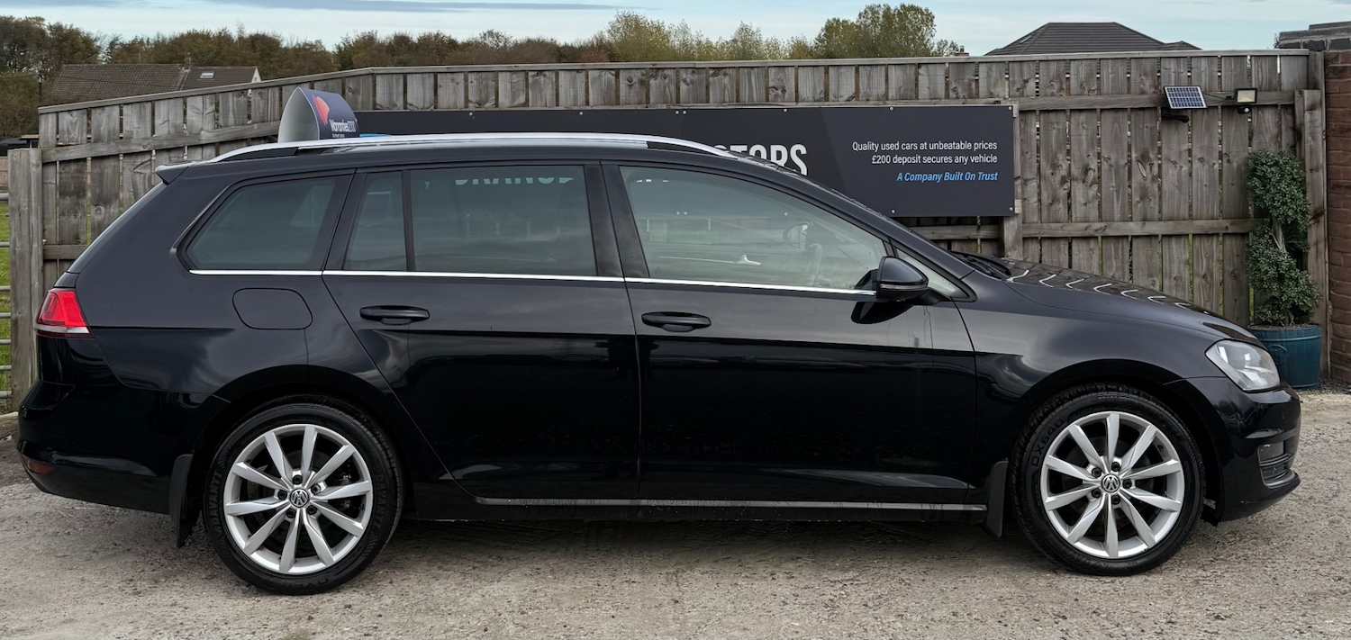 Used Volkswagen Golf 2014 for sale - 76413900: Photo 3