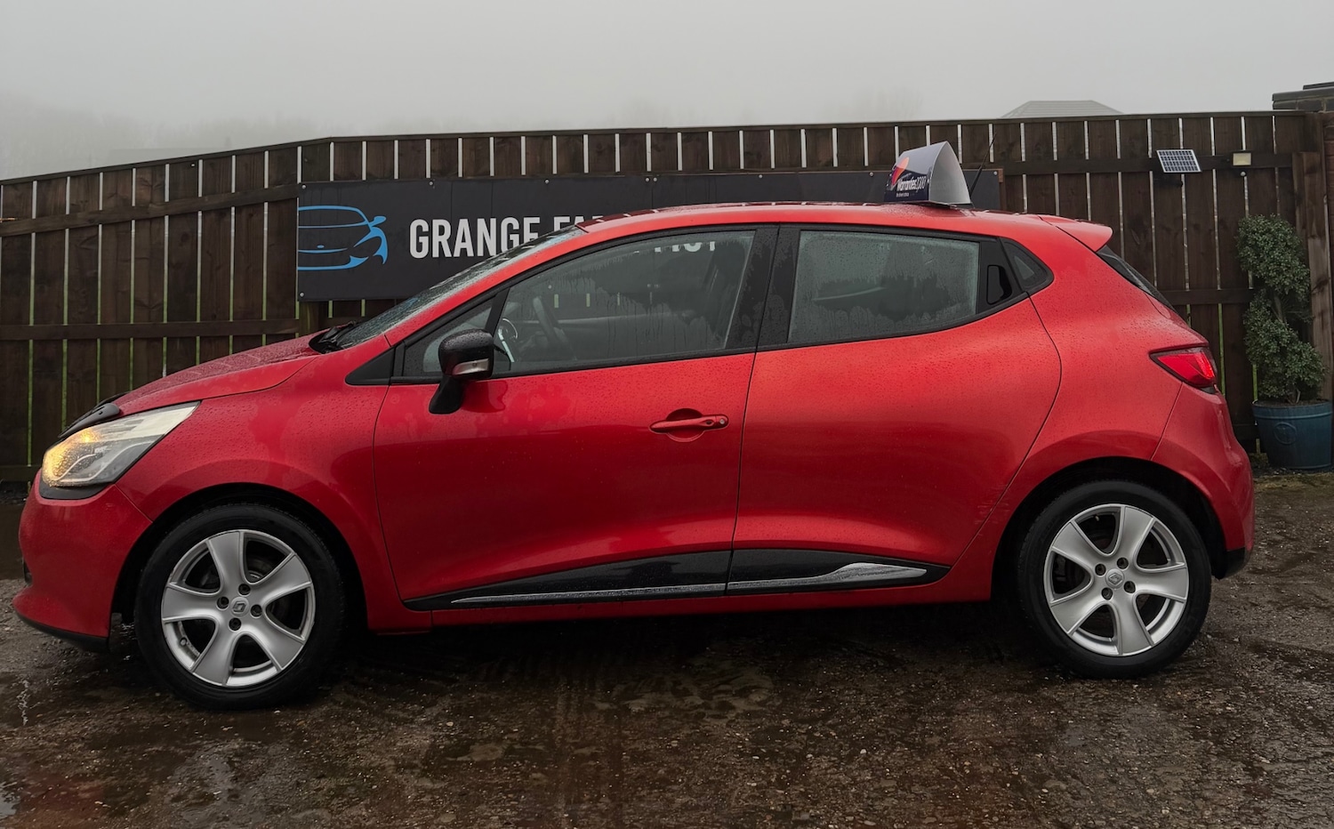 Used Renault Clio 2013 for sale - 77519469: Photo 6