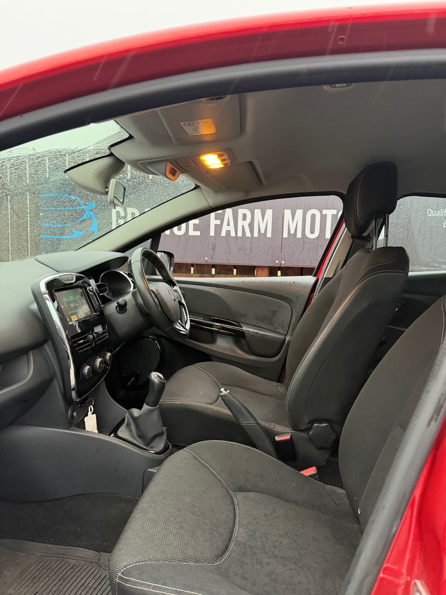 Used Renault Clio 2013 for sale - 77519469: Photo 9