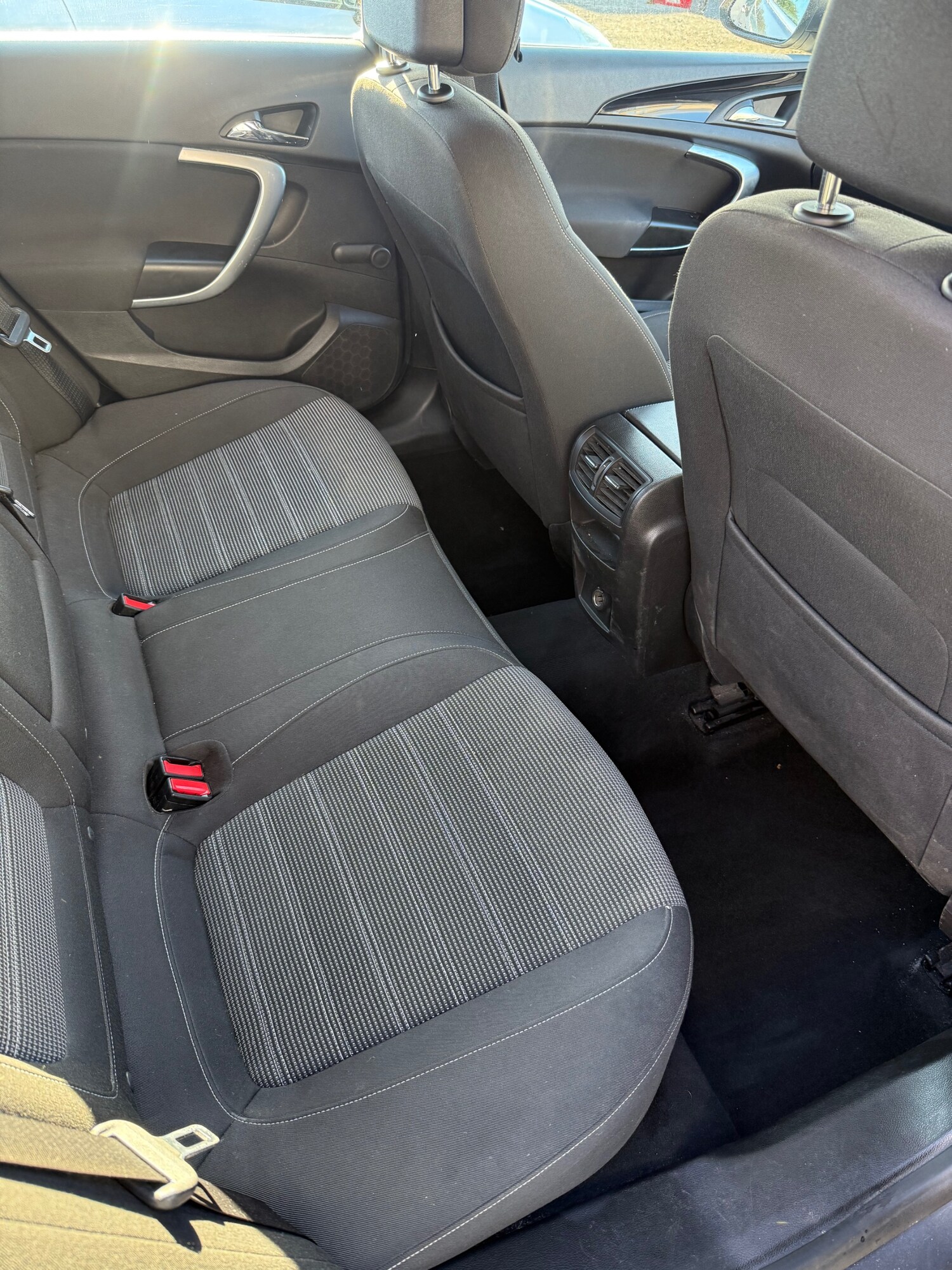 Used Vauxhall Insignia 2012 for sale - 76041119: Photo 8