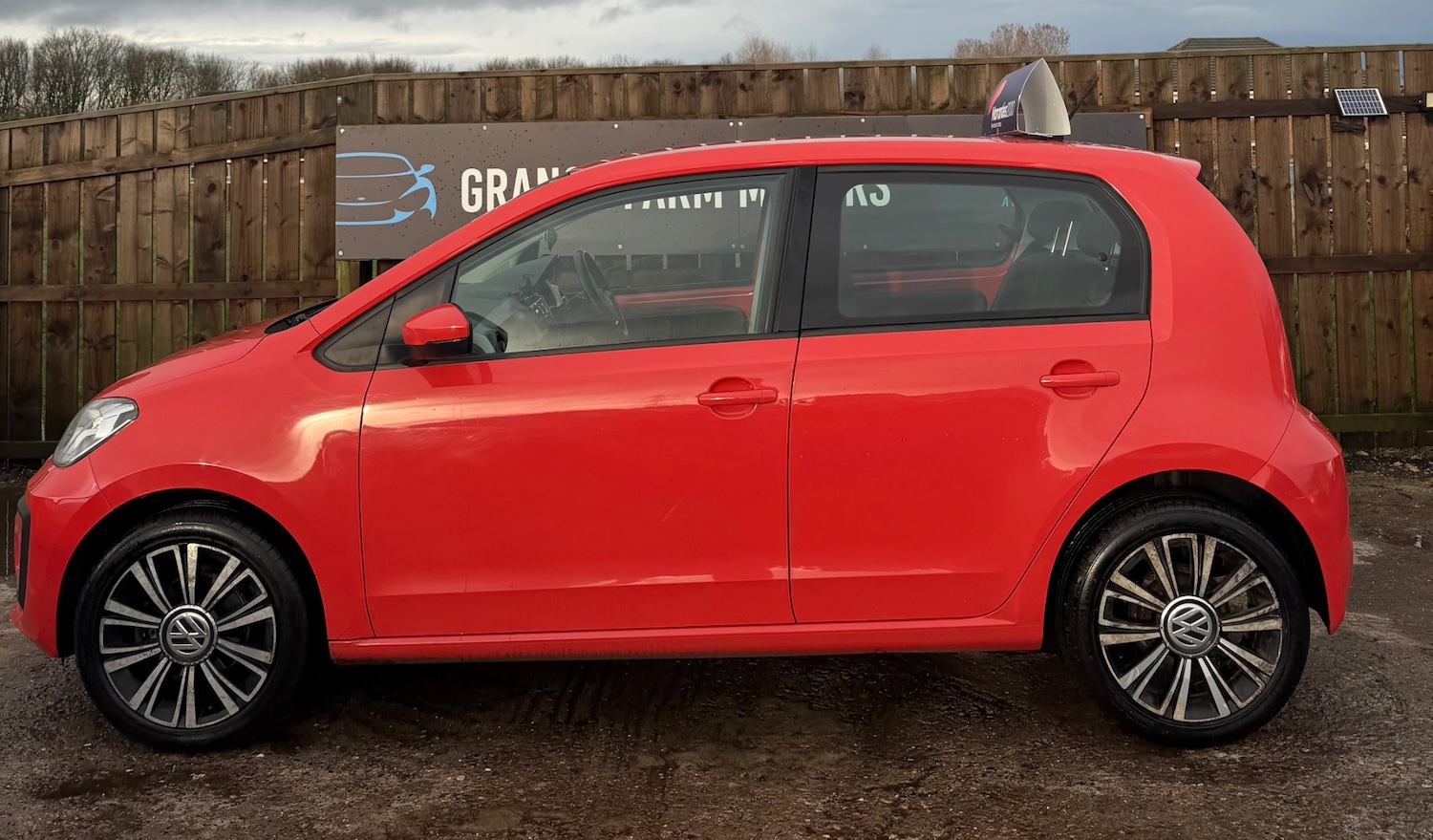 Used Volkswagen up! 2017 for sale - 78004253: Photo 6