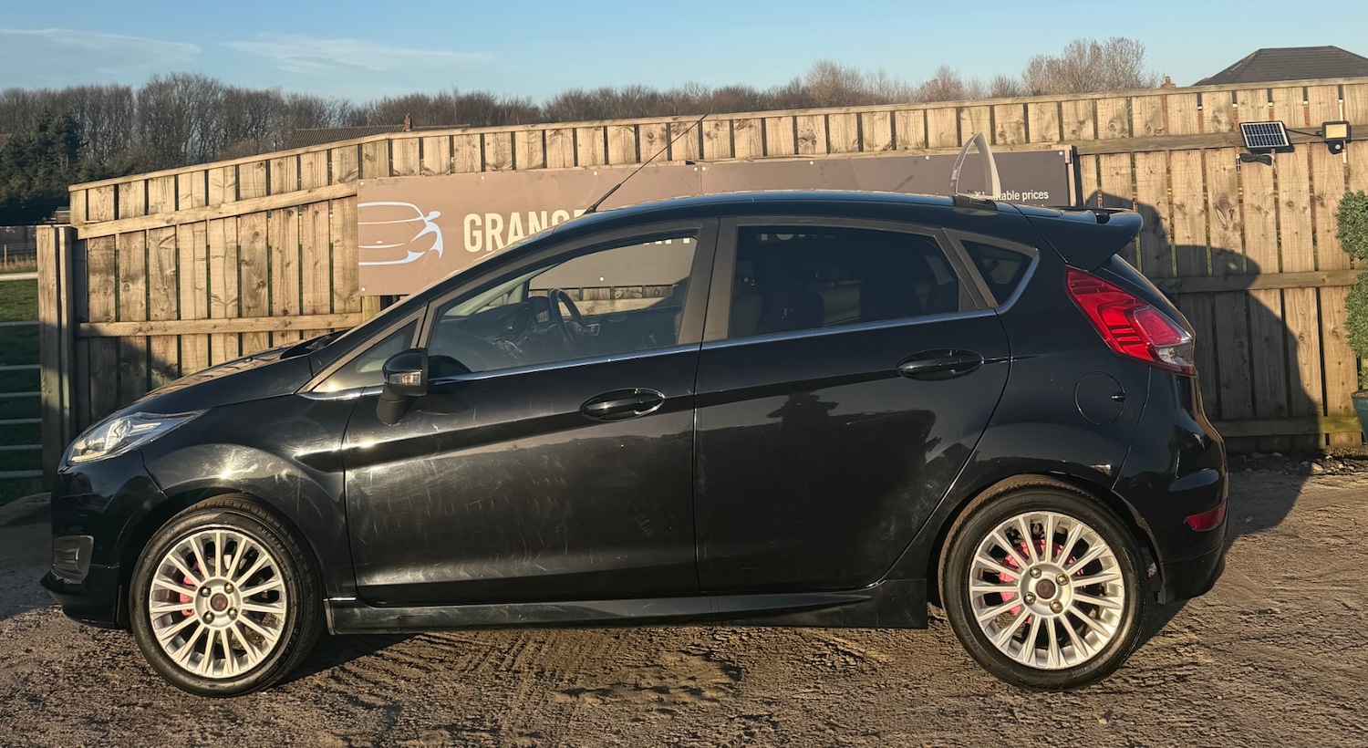 Used Ford Fiesta 2013 for sale - 77918995: Photo 6