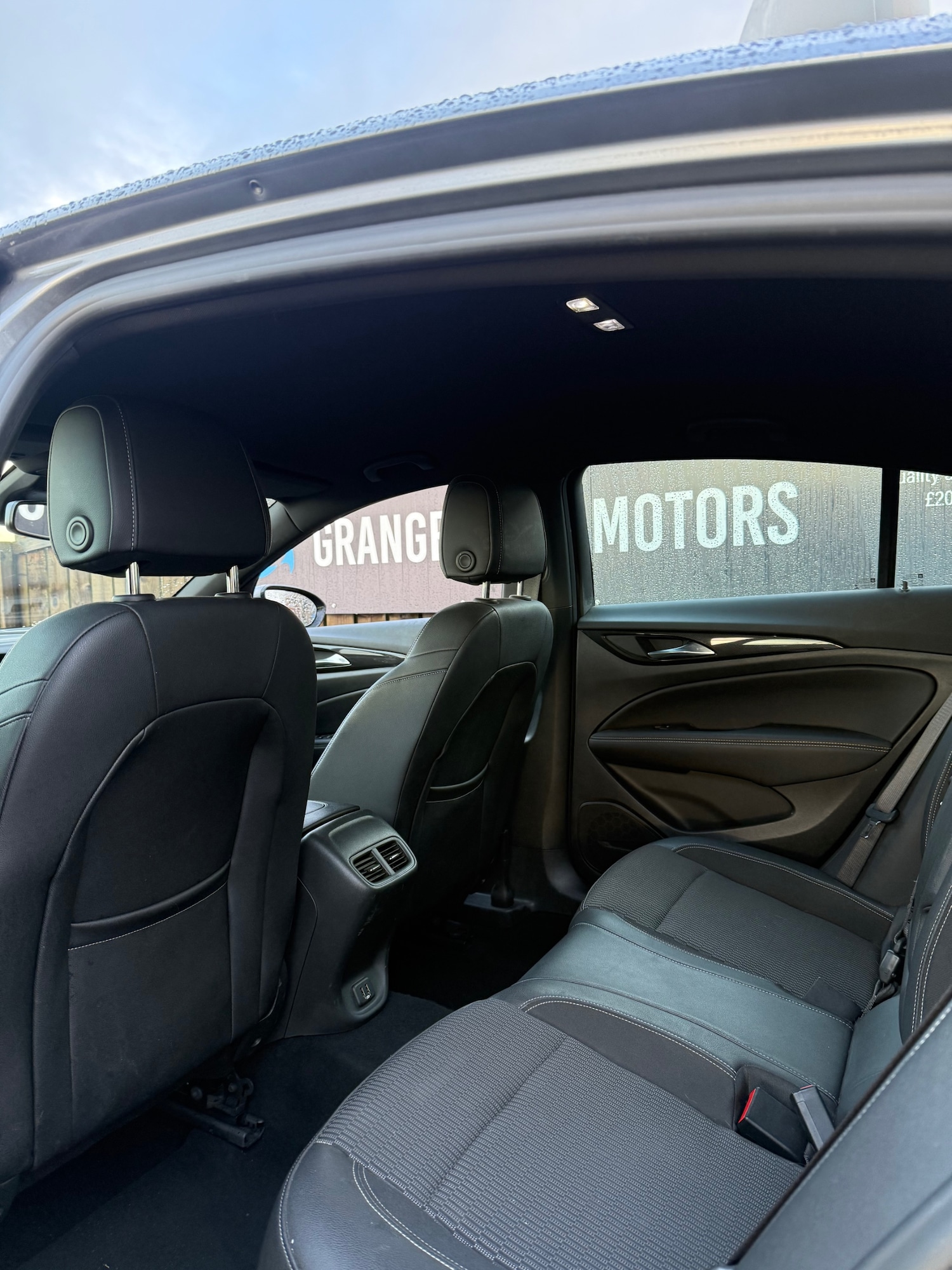 Used Vauxhall Insignia 2019 for sale - 76845921: Photo 7