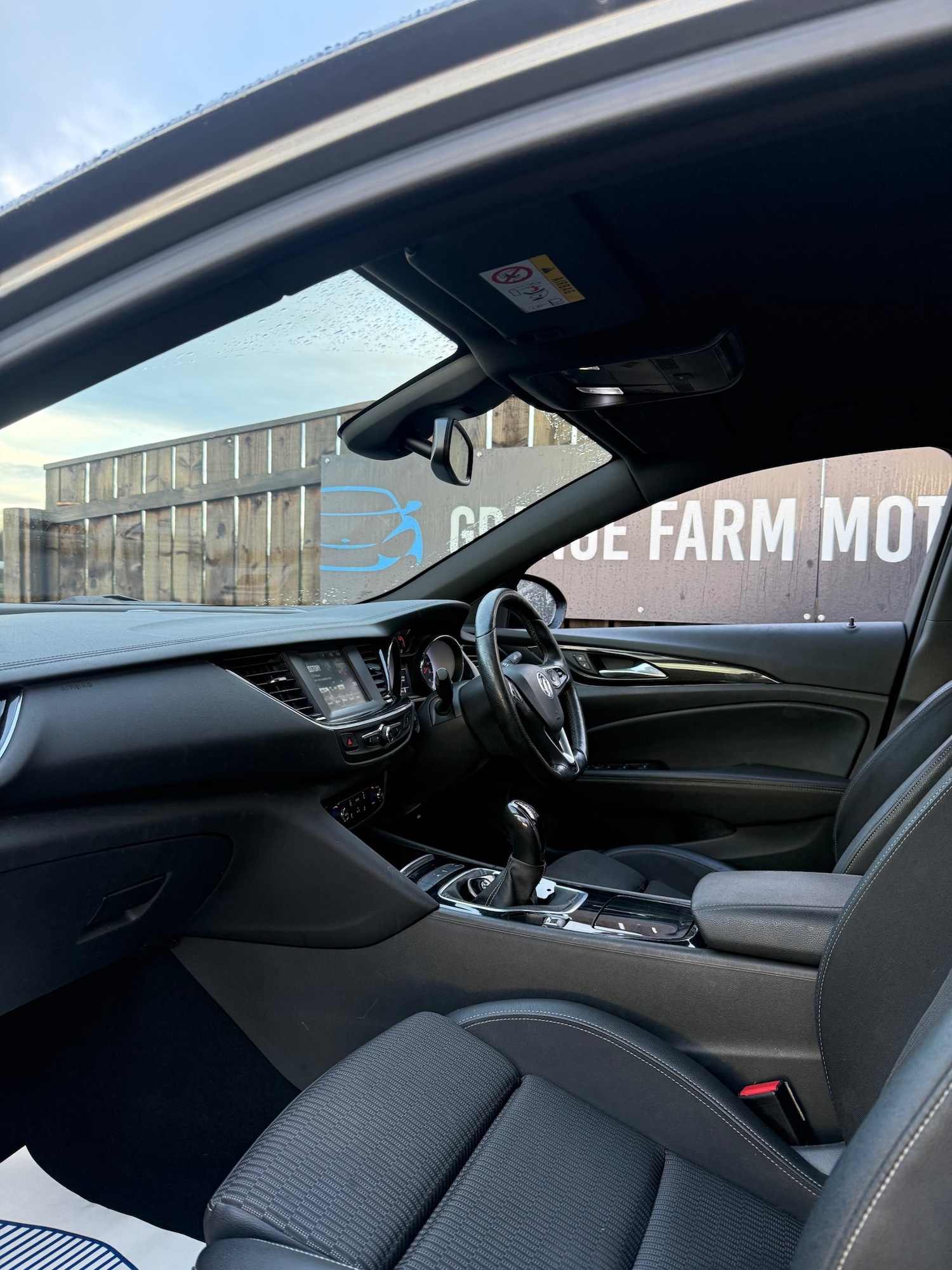 Used Vauxhall Insignia 2019 for sale - 76845921: Photo 8