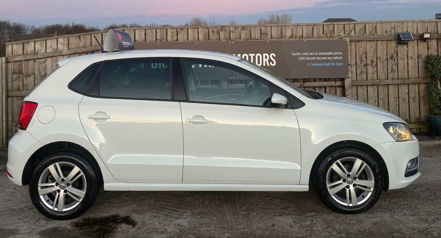 Used Volkswagen Polo 2017 for sale - 76922131: Photo 3
