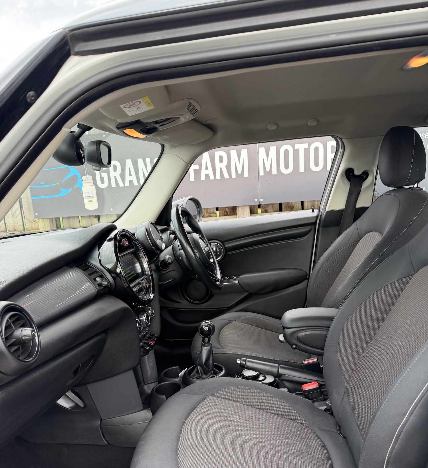 Used MINI Hatch 2017 for sale - 78135095: Photo 11