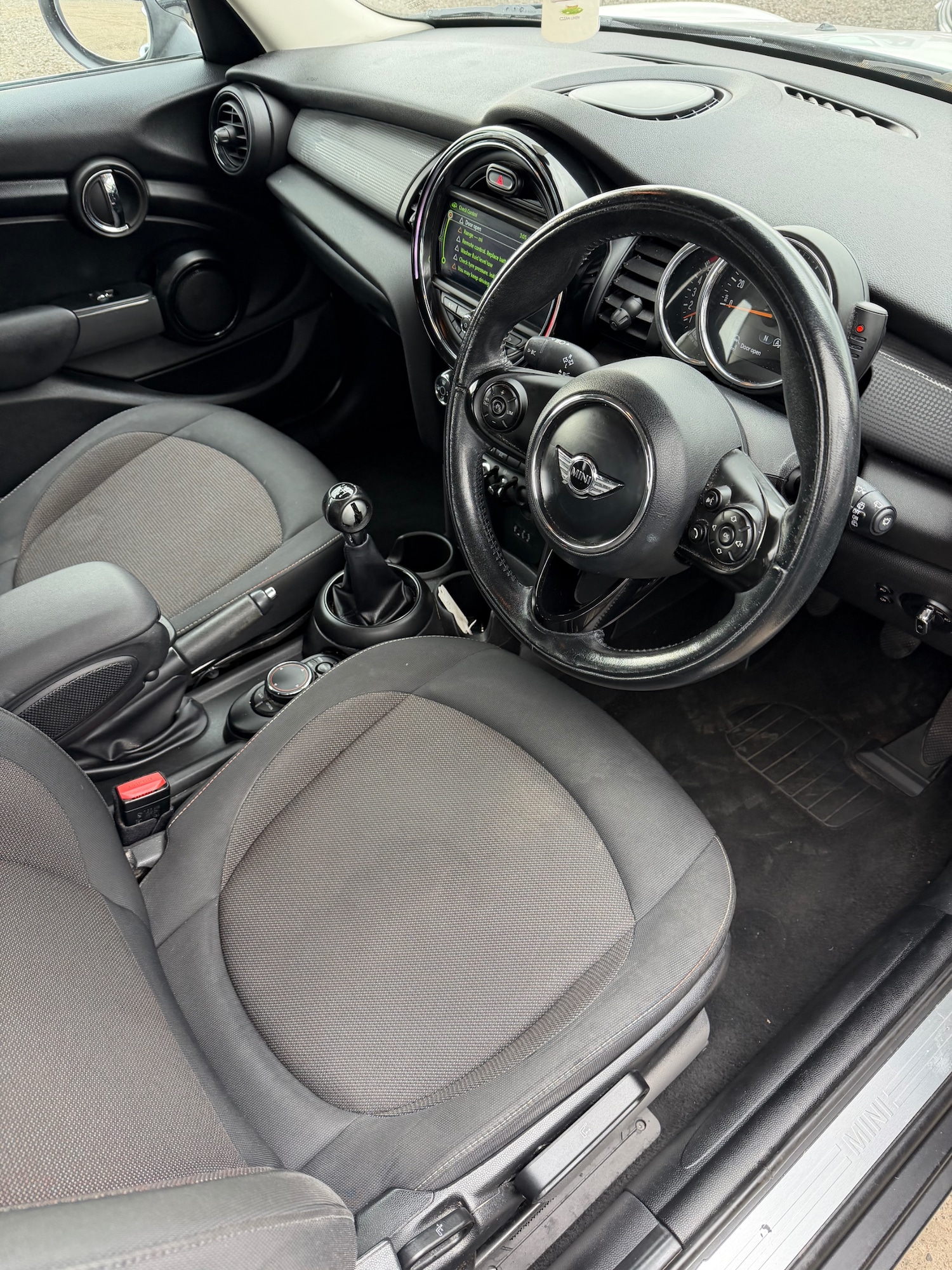 Used MINI Hatch 2017 for sale - 78135095: Photo 9